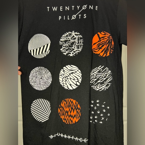 Twenty One Pilots Blurryface T-Shirt - Picture 4 of 5